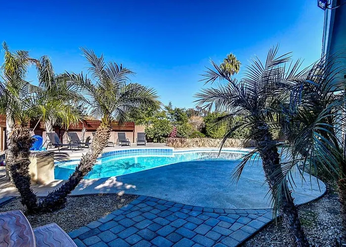Scottsdalestays 6br-pool-spa-theater-events-golf. Holiday home