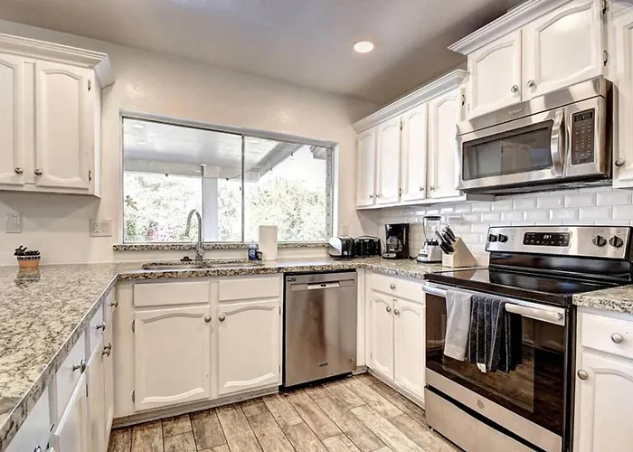 Scottsdalestays 6br-pool-spa-theater-events-golf. Holiday home *