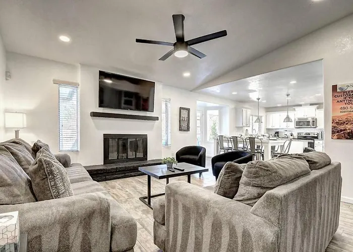 Holiday home Scottsdalestays 6br-pool-spa-theater-events-golf. *