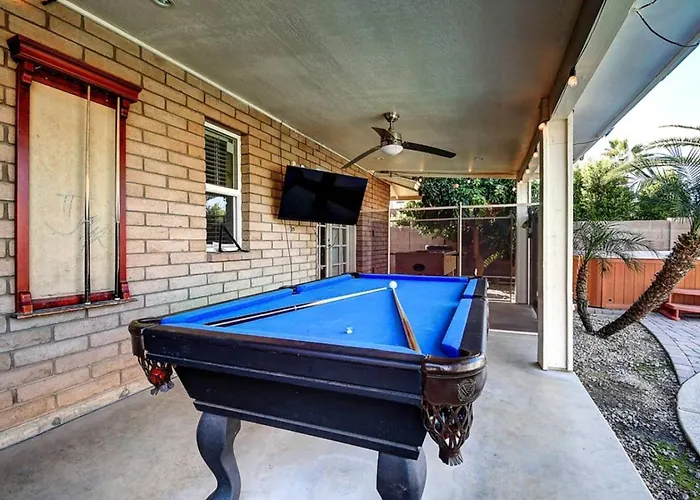 Scottsdalestays 6br-pool-spa-theater-events-golf. Holiday home *