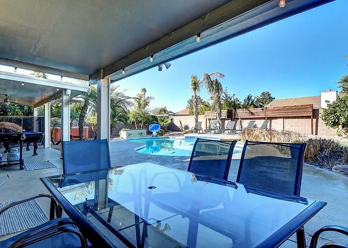 Holiday home Scottsdalestays 6br-pool-spa-theater-events-golf.