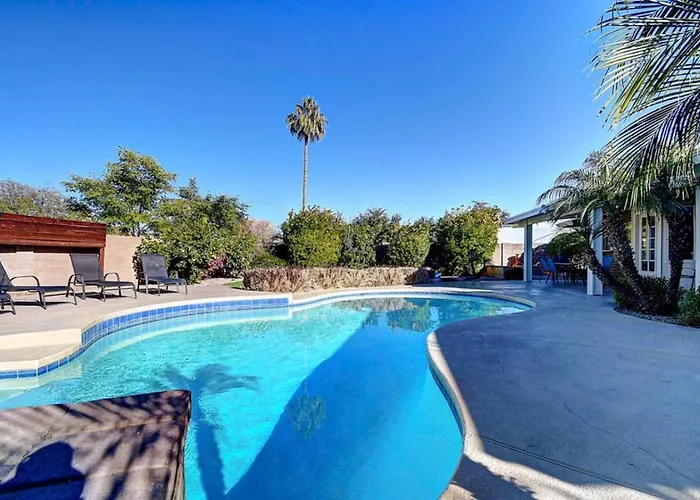 Scottsdalestays 6br-pool-spa-theater-events-golf. Phoenix